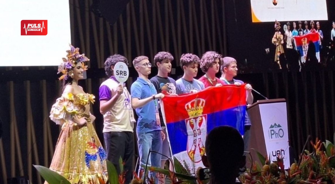 TRI SREBRNE I DVE BRONZANE MEDALJE: Naši učenici zablistali na Međunarodnoj olimpijadi iz fizike u Kolumbiji!